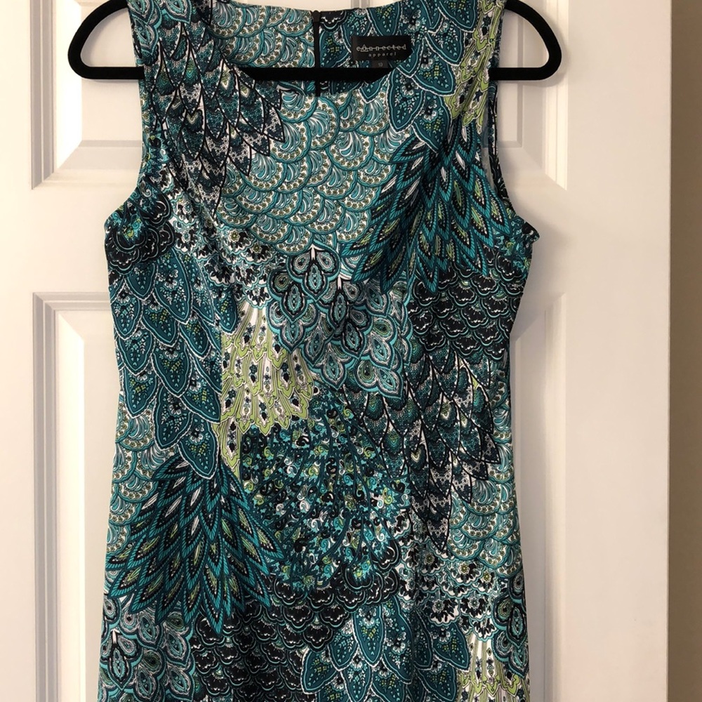 Lovely Dress - Picture 2 of 5